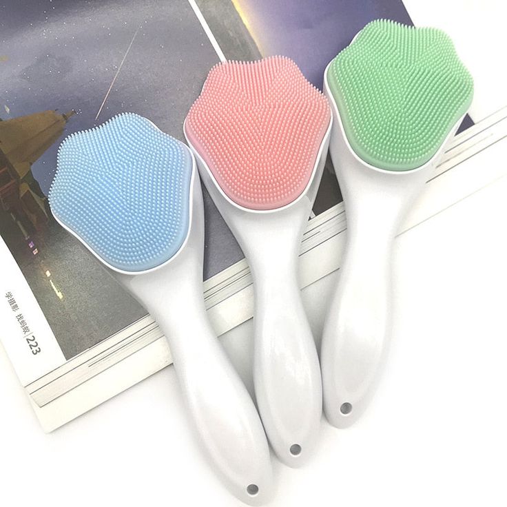 Pore Cleaning Exfoliating Cat Paw Facial Brush – Soft Silicone Deep Cleansing & Massage